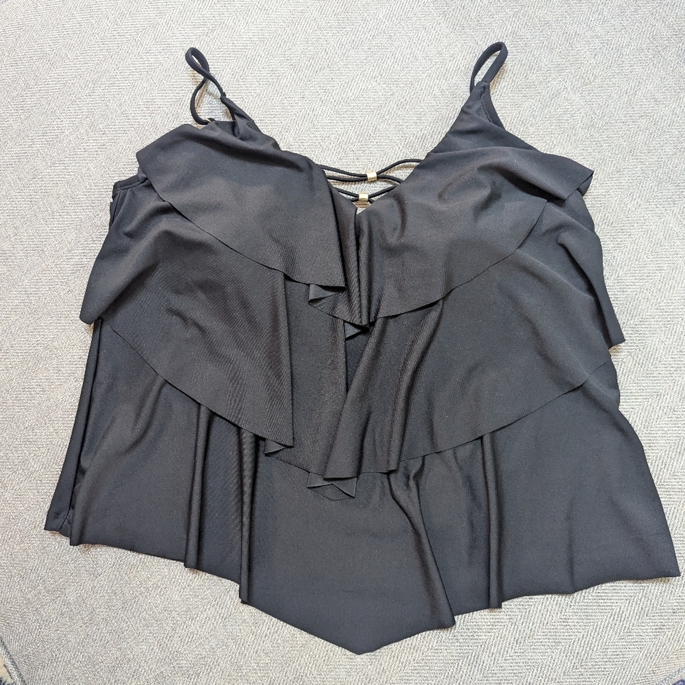NWOT Tankini Swim Top